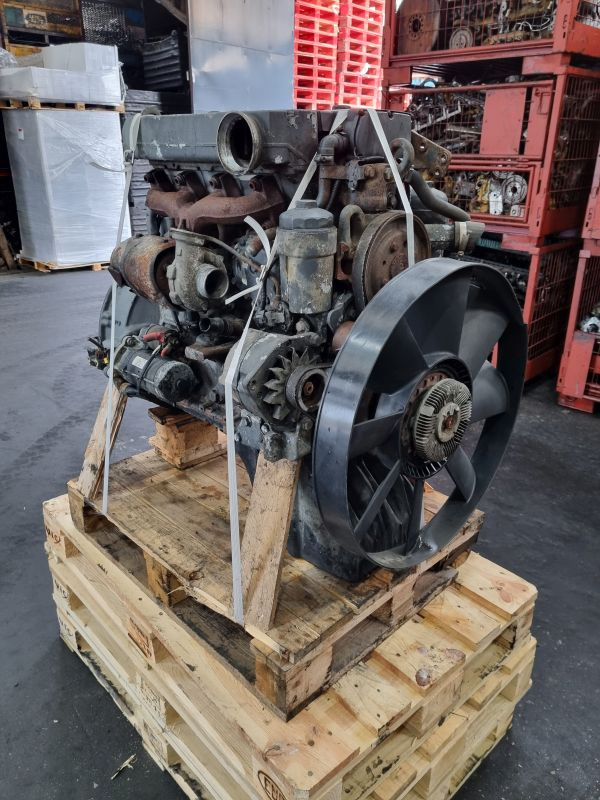 Mercedes Benz OM904LA.II/1-02 Non Adblue Engine (Truck) - Motor pro Nákladní auto: obrázek 4 Mercedes Benz OM904LA.II/1-02 Non Adblue Engine (Truck) - Motor pro Nákladní auto: obrázek 4