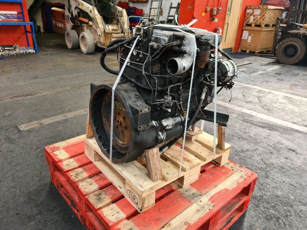 Perkins Perkins 1004 Non Turbo - Motor pro Průmyslová technika: obrázek 4 Perkins Perkins 1004 Non Turbo - Motor pro Průmyslová technika: obrázek 4