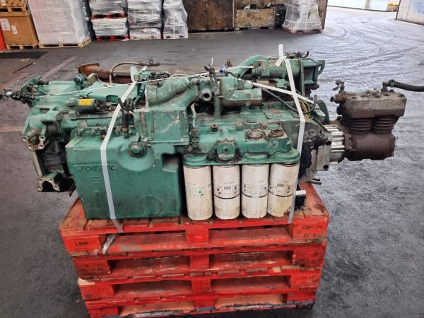 Volvo DH12D Engine - Motor: obrázek 3 Volvo DH12D Engine - Motor: obrázek 3