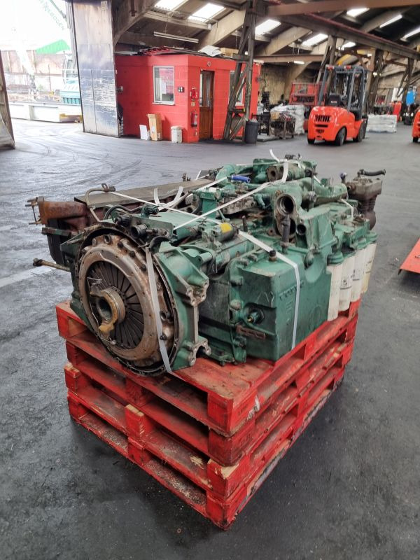 Volvo DH12D Engine - Motor: obrázek 1 Volvo DH12D Engine - Motor: obrázek 1
