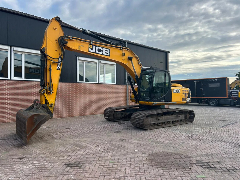 JCB JS220LC - Pásové rýpadlo: obrázek 1 JCB JS220LC - Pásové rýpadlo: obrázek 1
