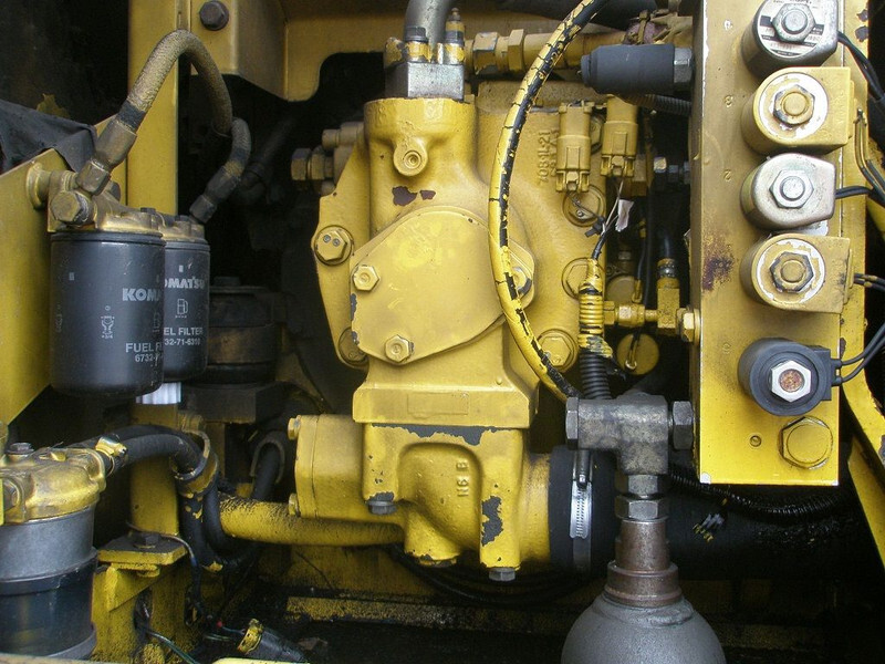 Komatsu PW 130ES-6K - Kolesové rýpadlo: obrázek 5 Komatsu PW 130ES-6K - Kolesové rýpadlo: obrázek 5