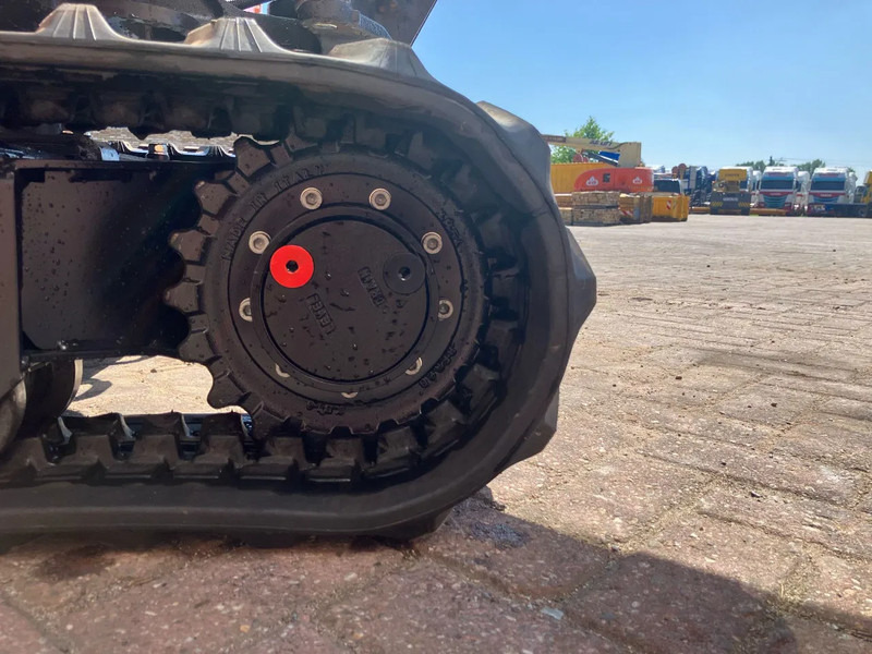 Kubota KX019 4 - Pásové rýpadlo: obrázek 5 Kubota KX019 4 - Pásové rýpadlo: obrázek 5