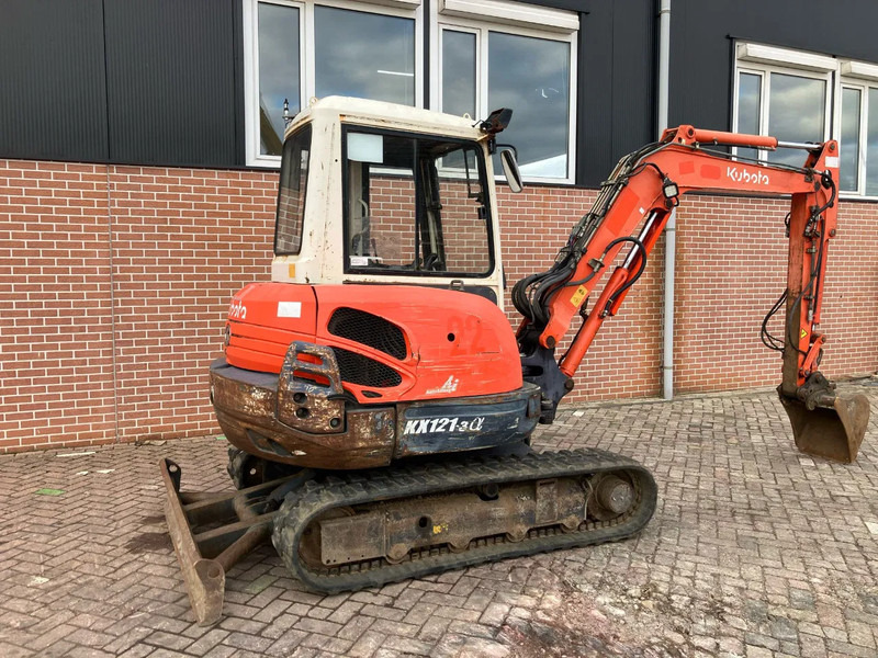 Kubota KX121-3a - Mini rýpadlo: obrázek 4 Kubota KX121-3a - Mini rýpadlo: obrázek 4