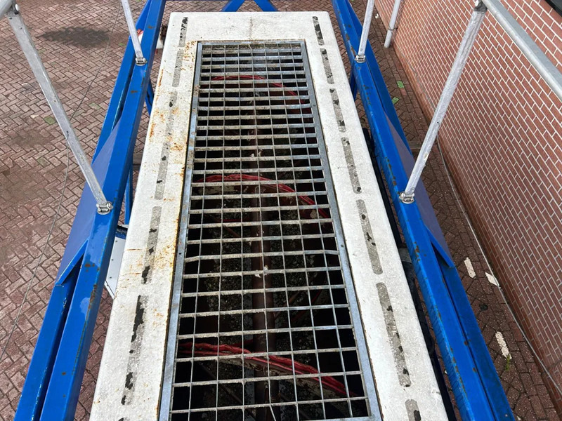 Betonárna Onbekend Blend MX06P: obrázek 9