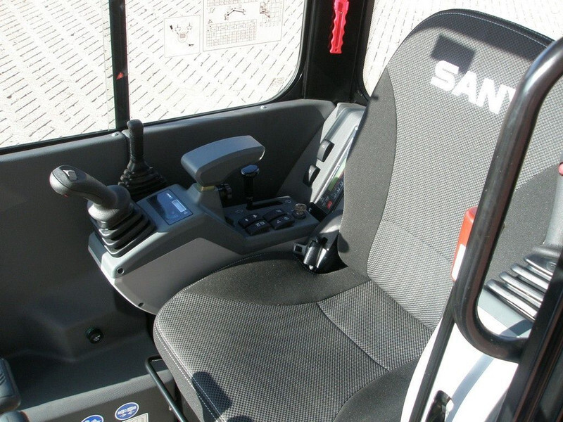 Sany SY18C - Mini rýpadlo: obrázek 5 Sany SY18C - Mini rýpadlo: obrázek 5