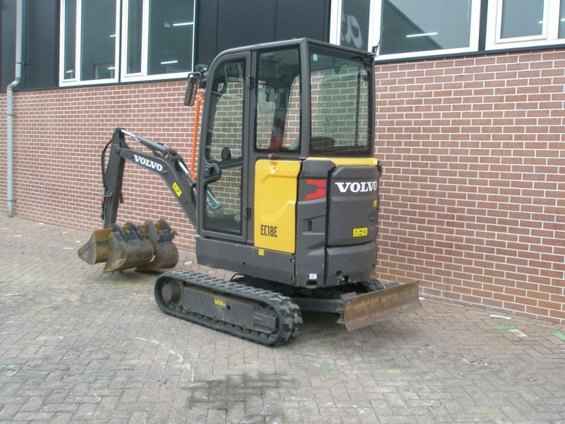 Volvo ECR18E - Mini rýpadlo: obrázek 2 Volvo ECR18E - Mini rýpadlo: obrázek 2