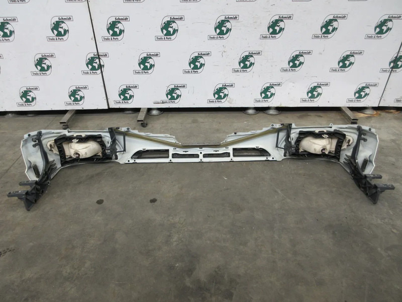 DAF 1953385 // 2032701 // 2032702 BUMPER MET MISTLAMP DAF XF 480 EURO 6 - Nárazník pro Nákladní auto: obrázek 4 DAF 1953385 // 2032701 // 2032702 BUMPER MET MISTLAMP DAF XF 480 EURO 6 - Nárazník pro Nákladní auto: obrázek 4