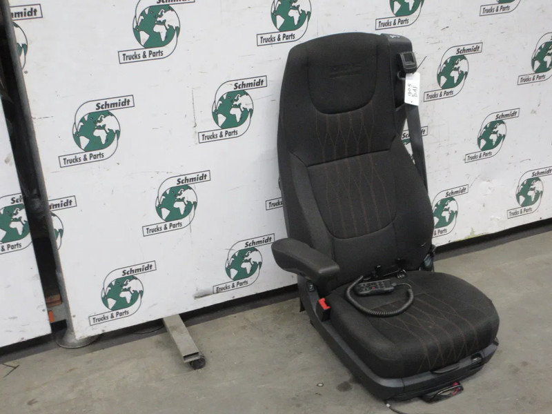 DAF 2104652 LUXEN STOEL DAF XF 450 EURO 6 MODEL 2021 - Sedaček pro Nákladní auto: obrázek 3 DAF 2104652 LUXEN STOEL DAF XF 450 EURO 6 MODEL 2021 - Sedaček pro Nákladní auto: obrázek 3