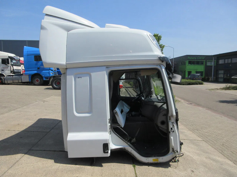 DAF DAF CF 410 EURO 6 MODEL 2021 VOOR ONDERDELEN DONOR EURO 6 - Kabina a interiér pro Nákladní auto: obrázek 3 DAF DAF CF 410 EURO 6 MODEL 2021 VOOR ONDERDELEN DONOR EURO 6 - Kabina a interiér pro Nákladní auto: obrázek 3