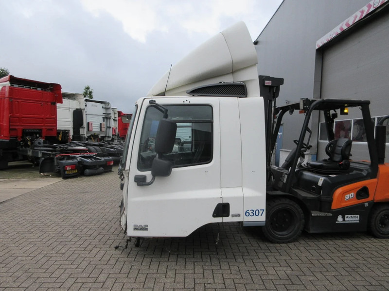 DAF DAF CF 75 DAGCABINE MODEL EURO 5 - Kabina a interiér pro Nákladní auto: obrázek 2 DAF DAF CF 75 DAGCABINE MODEL EURO 5 - Kabina a interiér pro Nákladní auto: obrázek 2