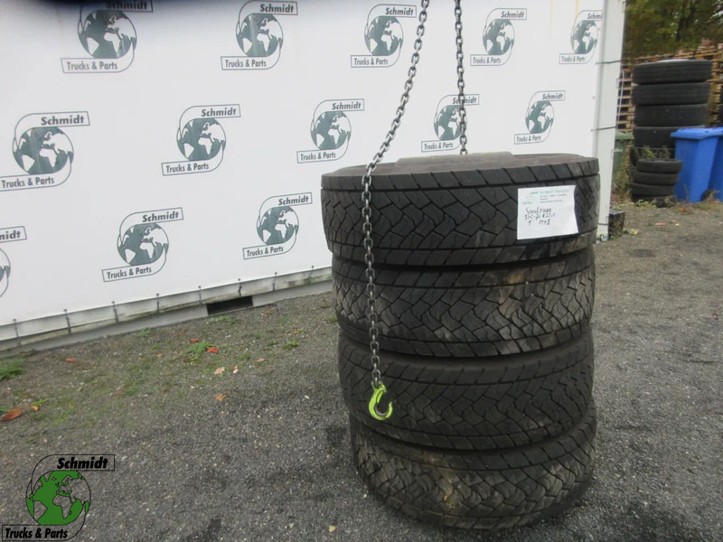 Goodyear 315/70R22.5 ACHTER BANDEN M+S  MET STAAL WIELEN 4 X VOLVO 2023 - Pneumatiky pro Nákladní auto: obrázek 1 Goodyear 315/70R22.5 ACHTER BANDEN M+S  MET STAAL WIELEN 4 X VOLVO 2023 - Pneumatiky pro Nákladní auto: obrázek 1