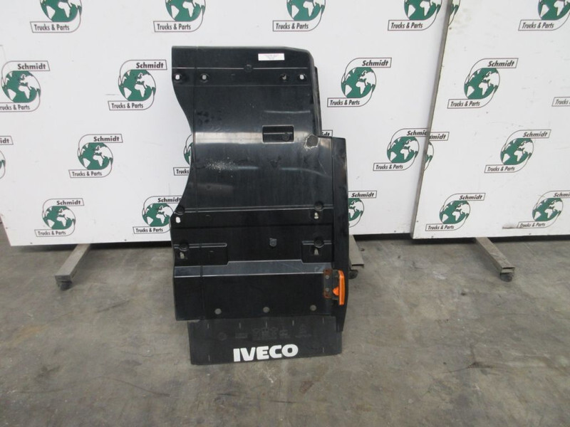 Iveco 5802763571 SPATBORD RECHTS & LINKS S WAY EURO 6 - Rám/ Šasi pro Nákladní auto: obrázek 5 Iveco 5802763571 SPATBORD RECHTS & LINKS S WAY EURO 6 - Rám/ Šasi pro Nákladní auto: obrázek 5