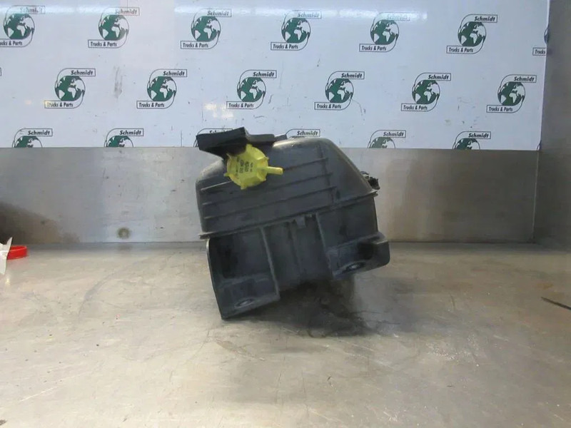 MAN 81.06102-6232/81.06102-6230/81.06102-5028 RADIATEURTANK MAN 18.480 EURO 6 - Chladící systém pro Nákladní auto: obrázek 4 MAN 81.06102-6232/81.06102-6230/81.06102-5028 RADIATEURTANK MAN 18.480 EURO 6 - Chladící systém pro Nákladní auto: obrázek 4