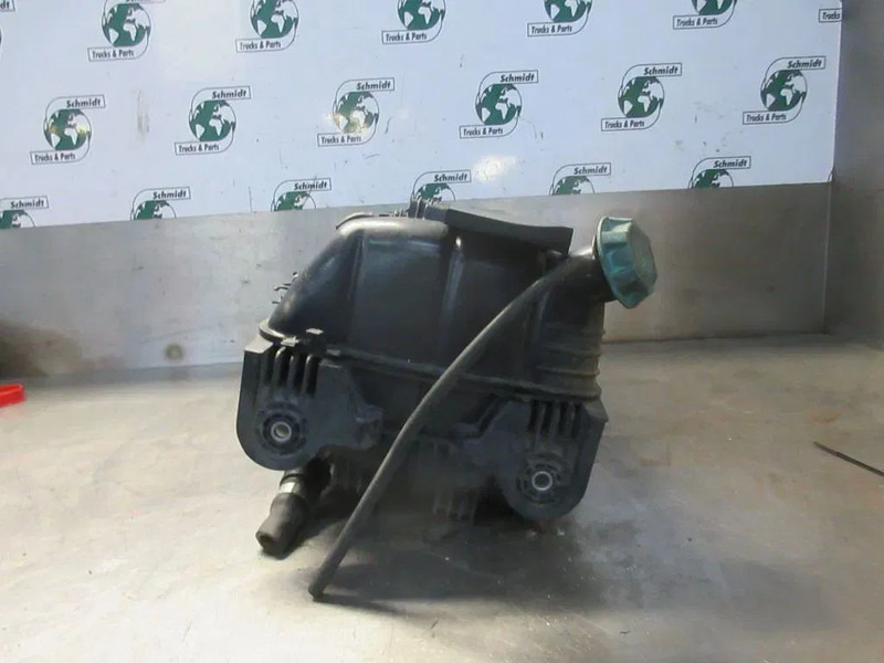 MAN 81.06102-6232/81.06102-6230/81.06102-5028 RADIATEURTANK MAN 18.480 EURO 6 - Chladící systém pro Nákladní auto: obrázek 2 MAN 81.06102-6232/81.06102-6230/81.06102-5028 RADIATEURTANK MAN 18.480 EURO 6 - Chladící systém pro Nákladní auto: obrázek 2