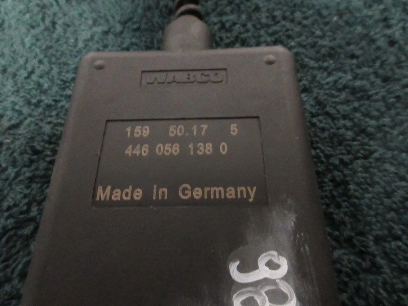 MAN 81.25505-6600//81.25505-6601 WABCO 446 056 138 0 ECAS BEDIENING MAN EURO 6 - Elektrický systém pro Nákladní auto: obrázek 5 MAN 81.25505-6600//81.25505-6601 WABCO 446 056 138 0 ECAS BEDIENING MAN EURO 6 - Elektrický systém pro Nákladní auto: obrázek 5