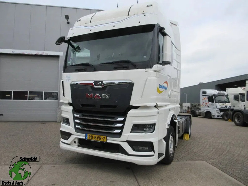 MAN CABINE MAN 18.510 COMPLEET MET STOEL ZO ALS OP DE FOTO'S MODEL 2023 - Kabina a interiér pro Nákladní auto: obrázek 1 MAN CABINE MAN 18.510 COMPLEET MET STOEL ZO ALS OP DE FOTO'S MODEL 2023 - Kabina a interiér pro Nákladní auto: obrázek 1