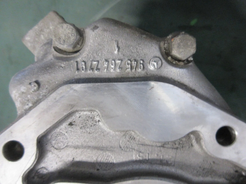 Mercedes-Benz A 001 260 04 05 P.T.O TRANSMISSIE MERCEDES 1845 MP4 MODEL 2018 - Spojka a díly pro Nákladní auto: obrázek 5 Mercedes-Benz A 001 260 04 05 P.T.O TRANSMISSIE MERCEDES 1845 MP4 MODEL 2018 - Spojka a díly pro Nákladní auto: obrázek 5