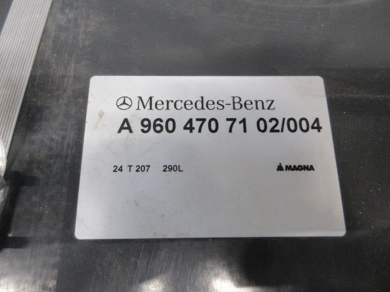 Mercedes-Benz A 960 470 71 02 // 290 LITER TANK NIEUWE MERCEDES MP4 EURO 6 - Palivová nádrž pro Nákladní auto: obrázek 5 Mercedes-Benz A 960 470 71 02 // 290 LITER TANK NIEUWE MERCEDES MP4 EURO 6 - Palivová nádrž pro Nákladní auto: obrázek 5