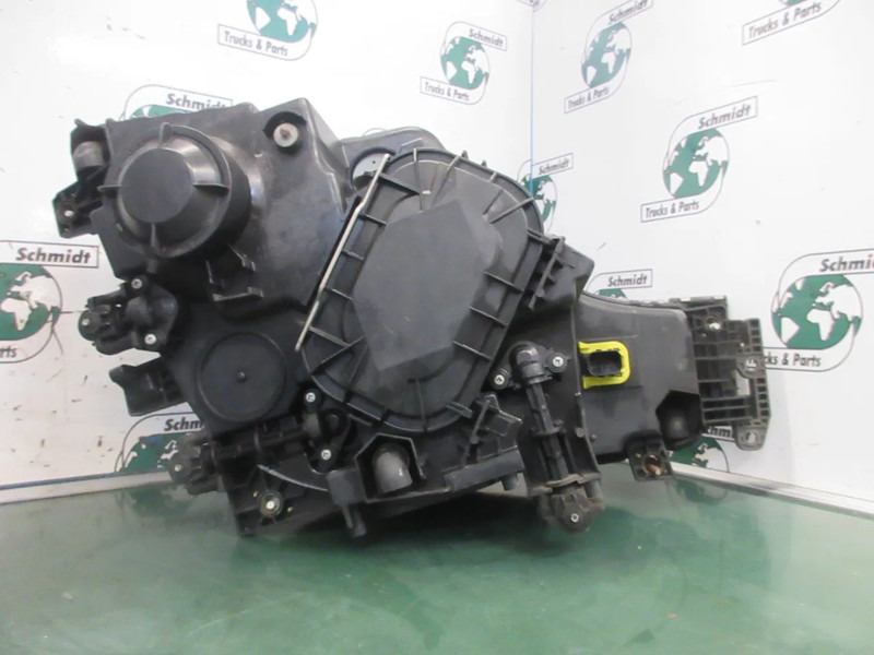 Mercedes-Benz A 960 820 03 39 KOPLAMP MERCEDES 1845 MP 4 RECHTS EURO 6 - Světlomet pro Nákladní auto: obrázek 3 Mercedes-Benz A 960 820 03 39 KOPLAMP MERCEDES 1845 MP 4 RECHTS EURO 6 - Světlomet pro Nákladní auto: obrázek 3