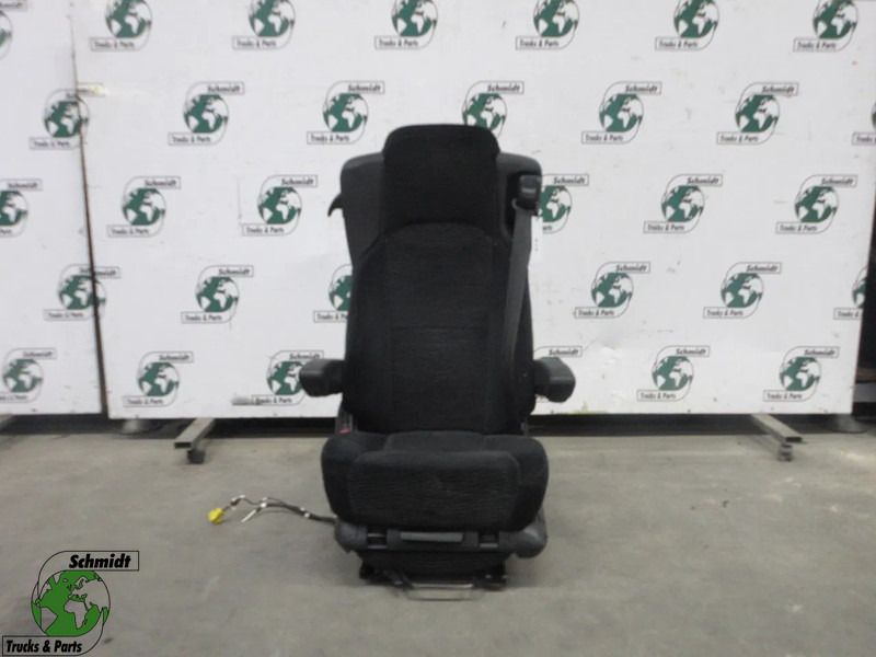 Mercedes-Benz A 960 910 75 01 STOEL MERCEDES BENZ 1845 LINKS EURO 6 - Sedaček pro Nákladní auto: obrázek 1 Mercedes-Benz A 960 910 75 01 STOEL MERCEDES BENZ 1845 LINKS EURO 6 - Sedaček pro Nákladní auto: obrázek 1