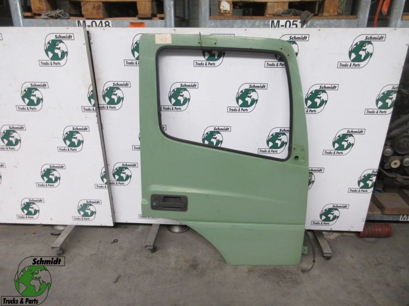 Mercedes-Benz AXOR A 979 720 20 05 PORTIER RECHTS - Dveře a díly pro Nákladní auto: obrázek 1 Mercedes-Benz AXOR A 979 720 20 05 PORTIER RECHTS - Dveře a díly pro Nákladní auto: obrázek 1