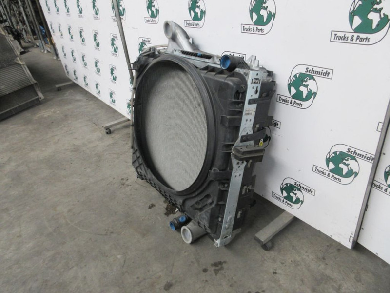 Renault 7422174115 RADIATEUR RENAULT T 460 EURO 6 - Chladič pro Nákladní auto: obrázek 2 Renault 7422174115 RADIATEUR RENAULT T 460 EURO 6 - Chladič pro Nákladní auto: obrázek 2