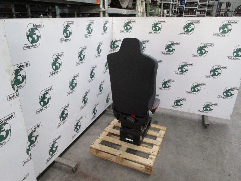 Renault T-SERIE 7482269090 BIJRIJDERSTOEL EURO 6 - Sedaček pro Nákladní auto: obrázek 4 Renault T-SERIE 7482269090 BIJRIJDERSTOEL EURO 6 - Sedaček pro Nákladní auto: obrázek 4