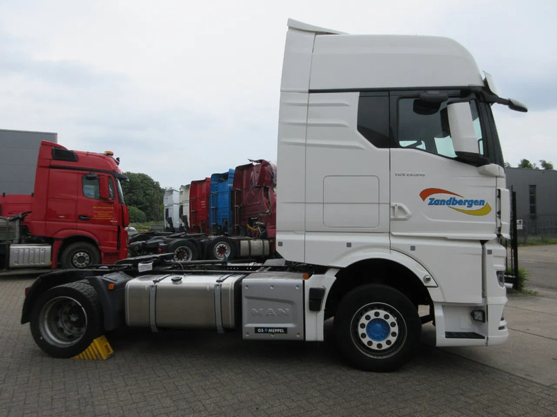 MAN TGX 18.510 - Tahač: obrázek 4 MAN TGX 18.510 - Tahač: obrázek 4