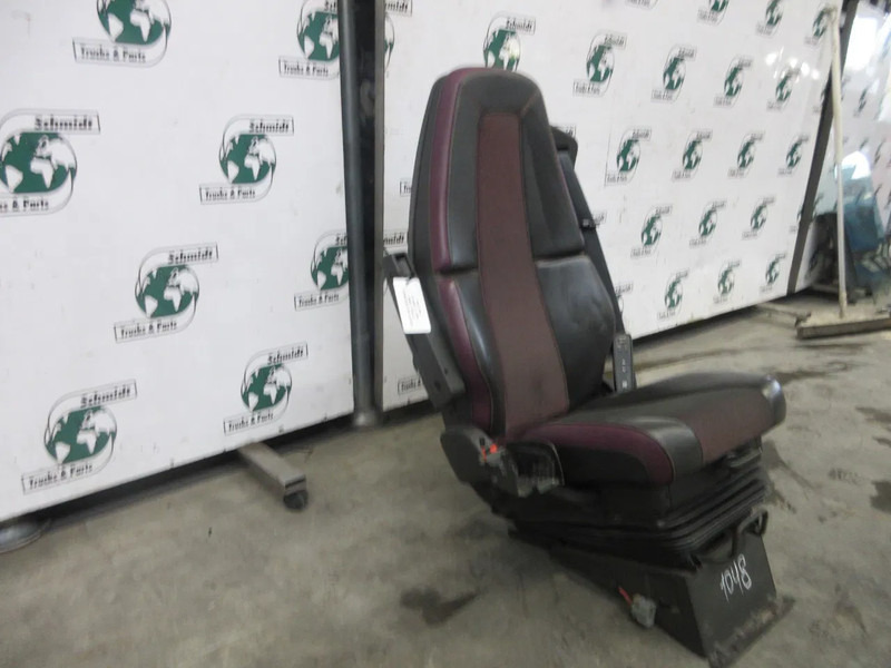 Volvo 23766412 // 23764396 STOELEN SET LUCHTGEVEERT R+L FM MODEL 2023 - Sedaček pro Nákladní auto: obrázek 2 Volvo 23766412 // 23764396 STOELEN SET LUCHTGEVEERT R+L FM MODEL 2023 - Sedaček pro Nákladní auto: obrázek 2