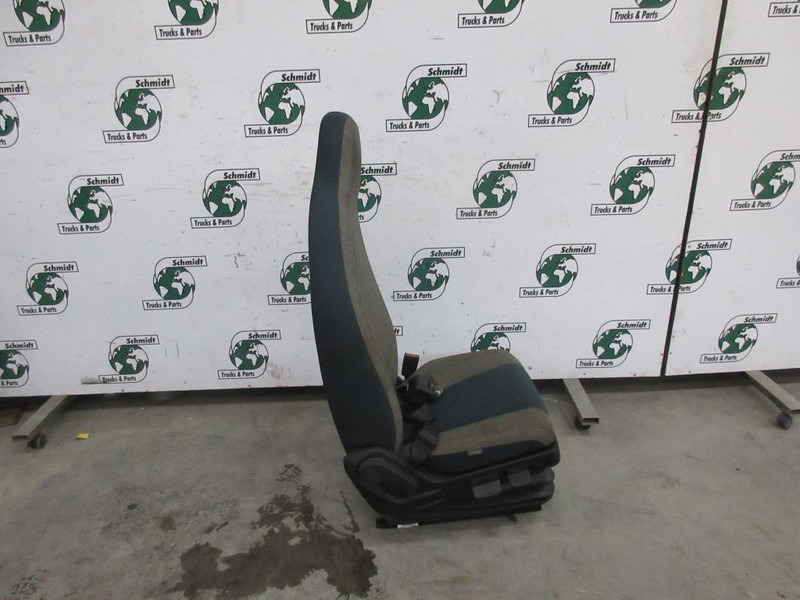 Volvo 825148943// 82514859 STOELEN SET FL 210 EURO 6 - Sedaček pro Nákladní auto: obrázek 5 Volvo 825148943// 82514859 STOELEN SET FL 210 EURO 6 - Sedaček pro Nákladní auto: obrázek 5