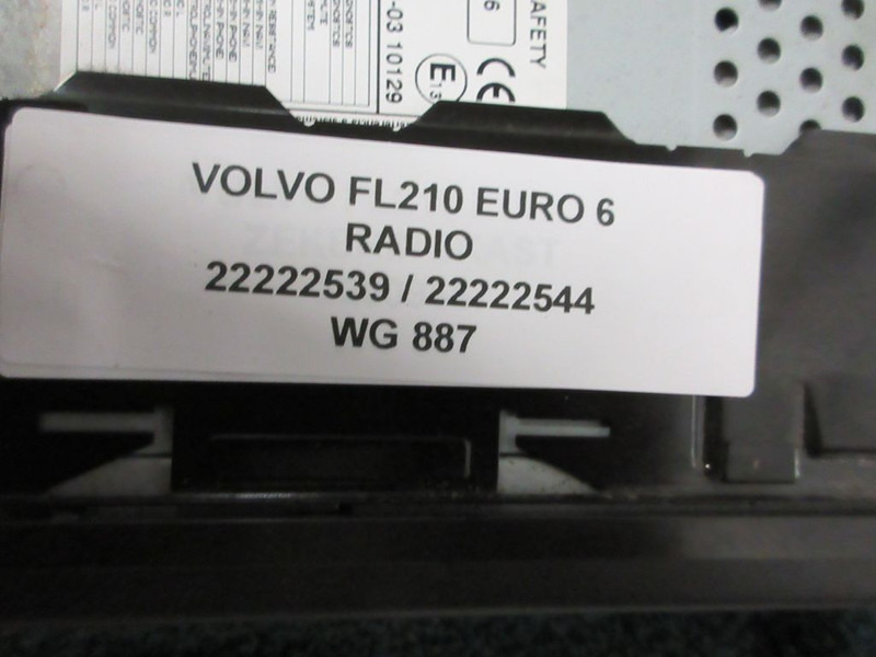 Volvo FL210 22222539 / 22222544 RADIO EURO 6 - Elektrický systém pro Nákladní auto: obrázek 3 Volvo FL210 22222539 / 22222544 RADIO EURO 6 - Elektrický systém pro Nákladní auto: obrázek 3