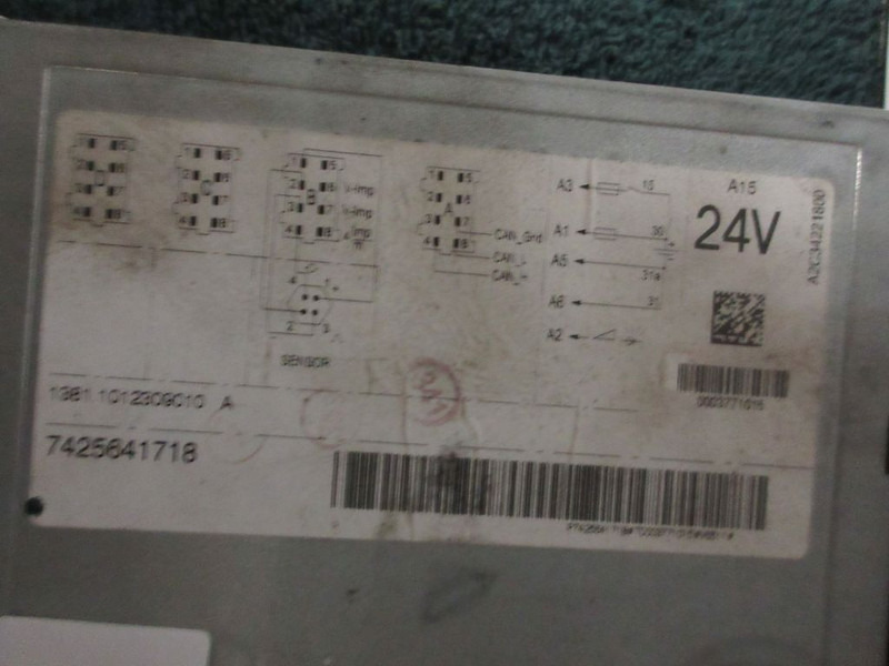 Volvo FL210 7425641718 TACHOGRAAF 2.1 EURO 6 - Elektrický systém pro Nákladní auto: obrázek 2 Volvo FL210 7425641718 TACHOGRAAF 2.1 EURO 6 - Elektrický systém pro Nákladní auto: obrázek 2