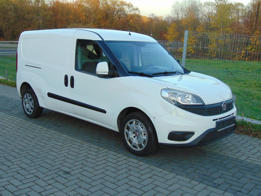 FIAT Doblo 1,6 MultiJet 105KM MAXI MAX - Malá dodávka: obrázek 2 FIAT Doblo 1,6 MultiJet 105KM MAXI MAX - Malá dodávka: obrázek 2
