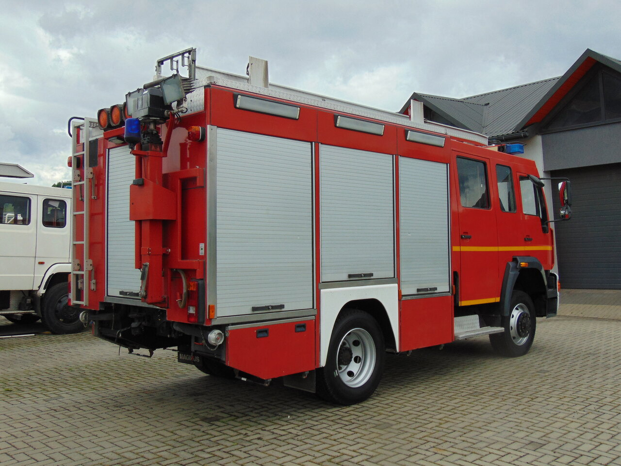 MAN LE14.260 4x4 MAGIRUS - Hasičský vůz: obrázek 4 MAN LE14.260 4x4 MAGIRUS - Hasičský vůz: obrázek 4