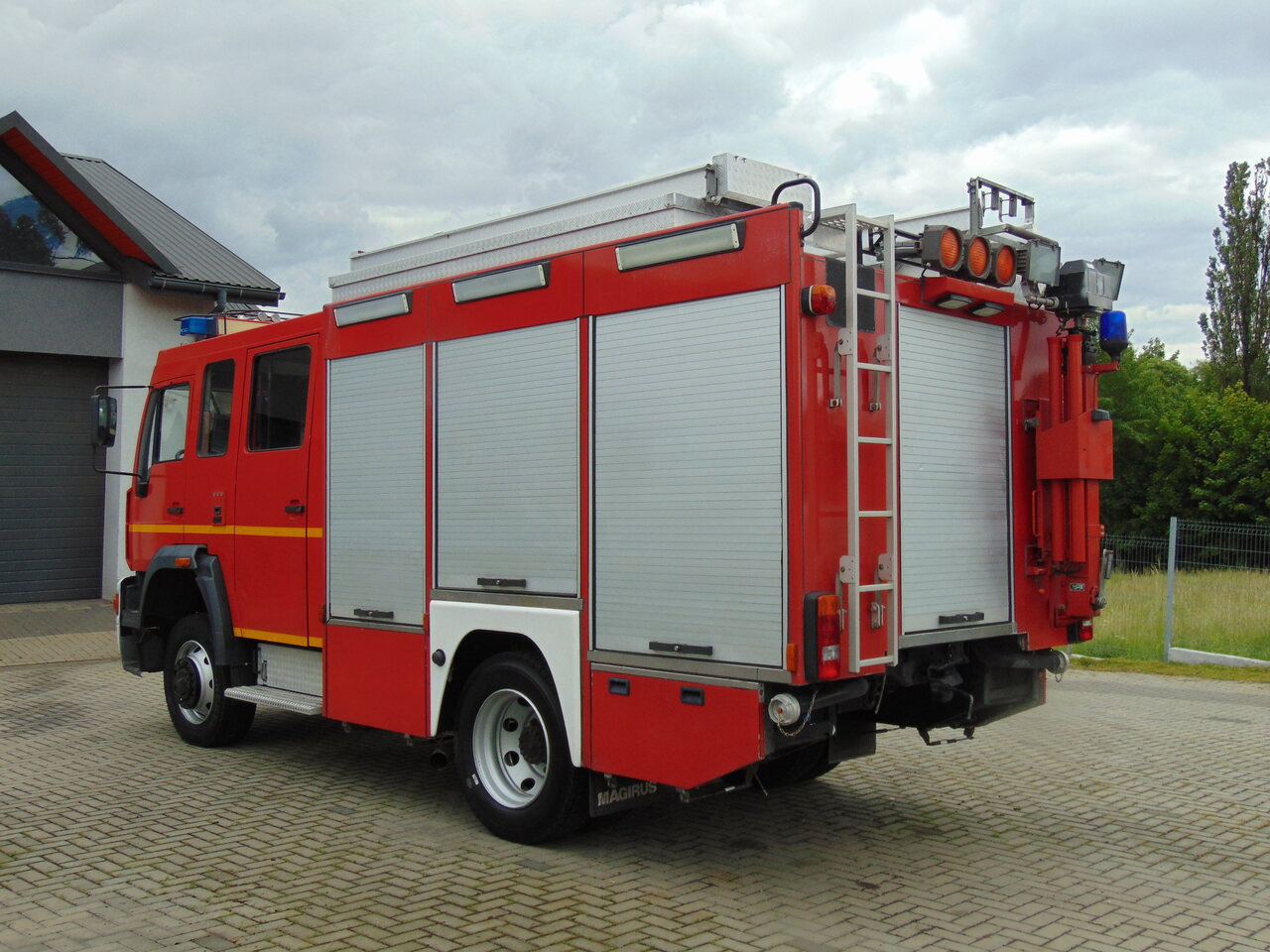 MAN LE14.260 4x4 MAGIRUS - Hasičský vůz: obrázek 3 MAN LE14.260 4x4 MAGIRUS - Hasičský vůz: obrázek 3