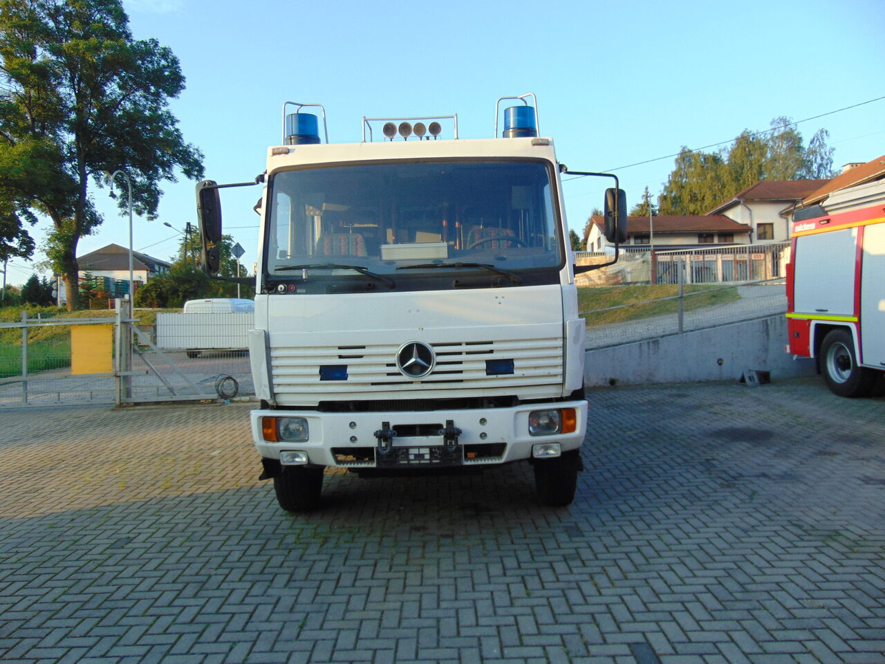 MERCEDES-BENZ 1124AF 4x4 MAGIRUS - Hasičský vůz: obrázek 5 MERCEDES-BENZ 1124AF 4x4 MAGIRUS - Hasičský vůz: obrázek 5