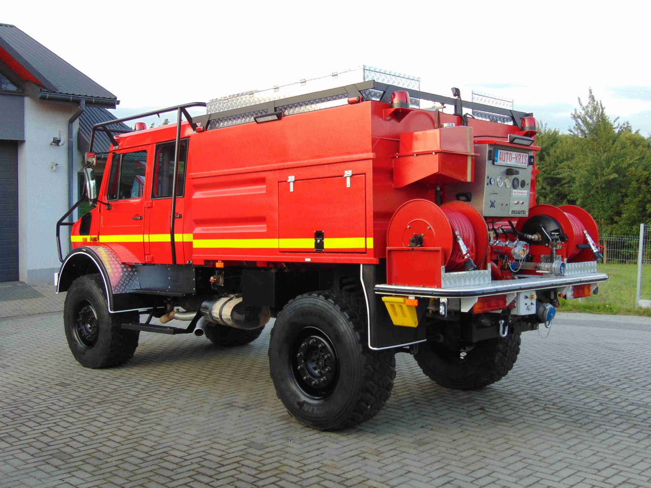 MERCEDES-BENZ Unimog U5000 4x4 DESAUTEL - 5000 WATER !!! - Hasičský vůz: obrázek 3 MERCEDES-BENZ Unimog U5000 4x4 DESAUTEL - 5000 WATER !!! - Hasičský vůz: obrázek 3
