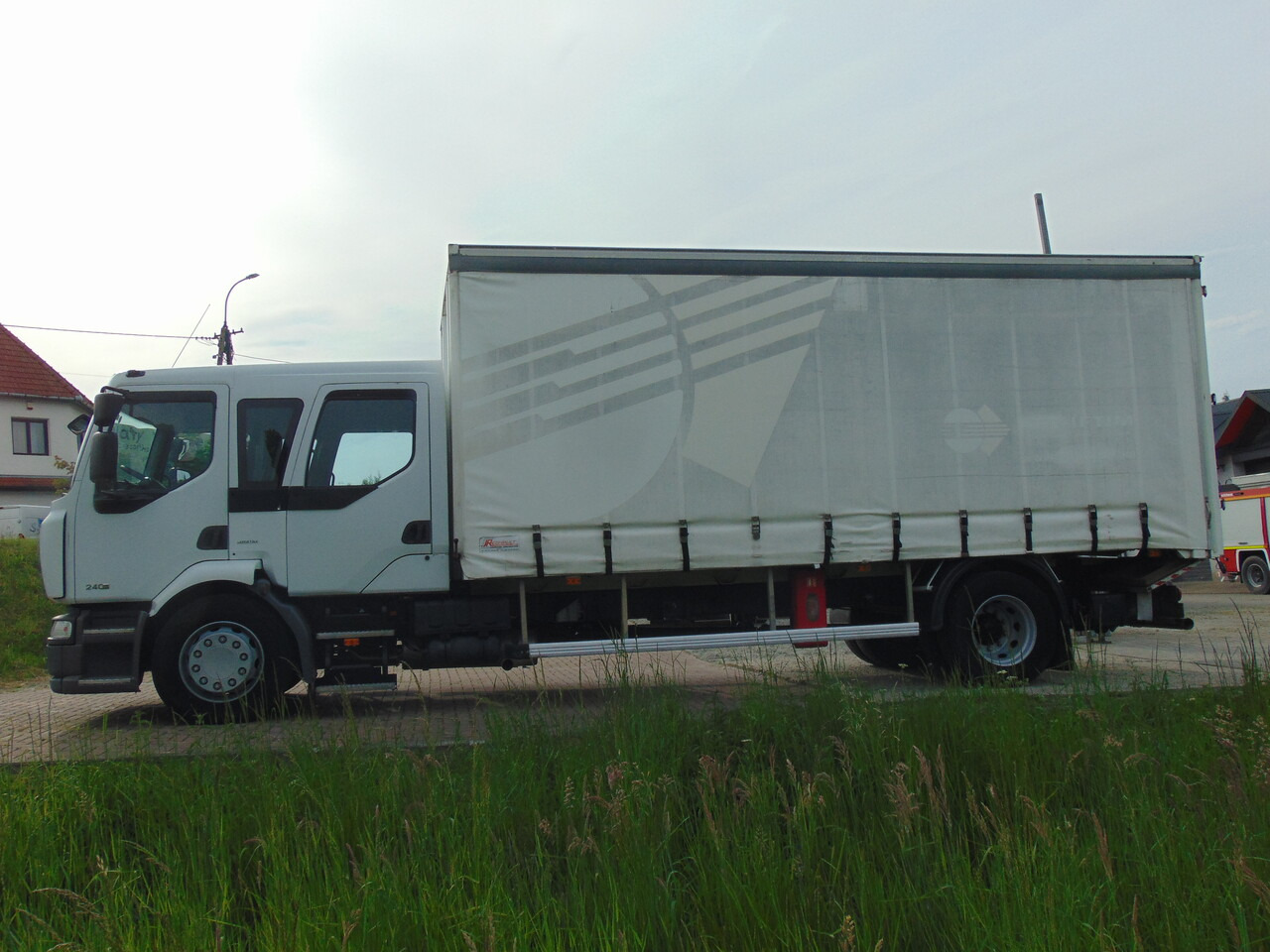 RENAULT Midlum 240DXi - Plachtový nákladní auto: obrázek 5 RENAULT Midlum 240DXi - Plachtový nákladní auto: obrázek 5