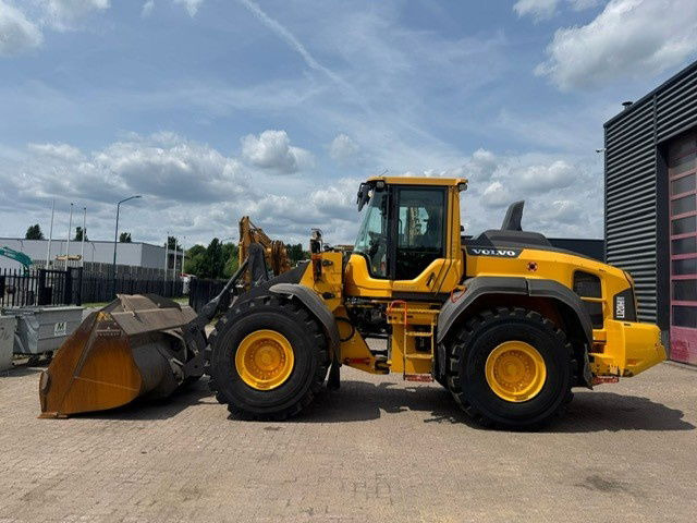 Volvo L120H - Kolový nakladač: obrázek 1 Volvo L120H - Kolový nakladač: obrázek 1