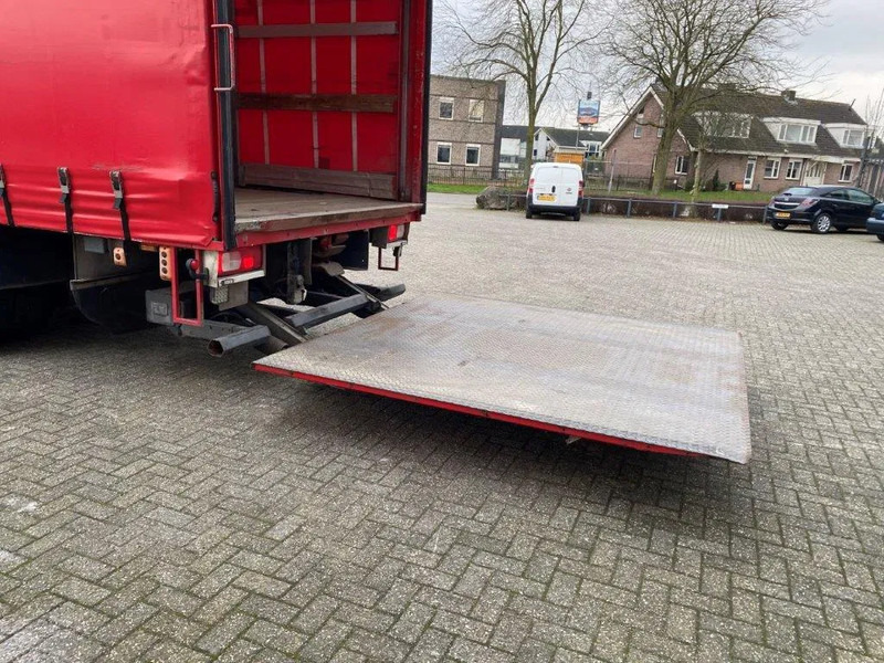 DAF CF400 / CURTAIN SAILS / BIG PLATFORM 2500 KG / DEB / NAVI / FULL-AIR / LWDS / ACC / AUTOMATIC / EURO-6 / 2015 - Skříňový nákladní auto: obrázek 4 DAF CF400 / CURTAIN SAILS / BIG PLATFORM 2500 KG / DEB / NAVI / FULL-AIR / LWDS / ACC / AUTOMATIC / EURO-6 / 2015 - Skříňový nákladní auto: obrázek 4