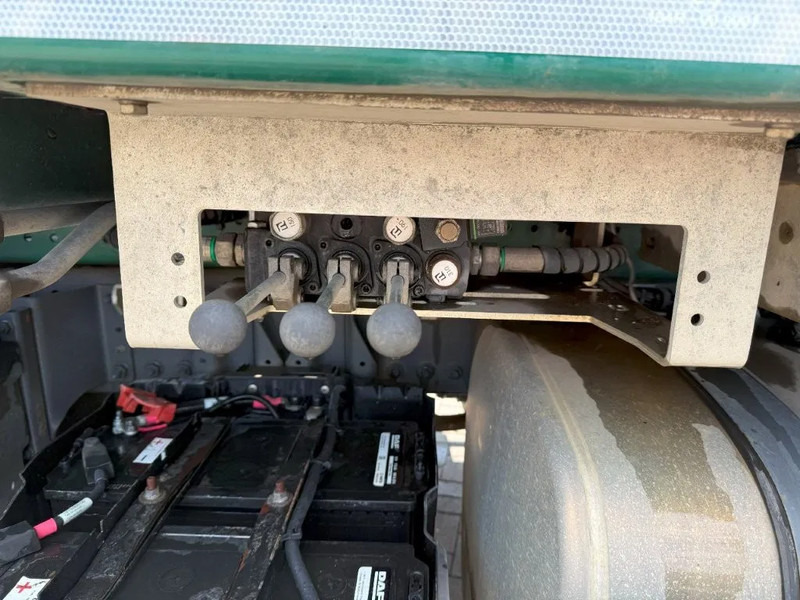 DAF CF410 / ENGINE RUNNING / ONLY:74525 KM / HYVA SKIPLOADER 3250 KG / AIRCO / AUTOMATIC / EURO-6 / 2020 leasing DAF CF410 / ENGINE RUNNING / ONLY:74525 KM / HYVA SKIPLOADER 3250 KG / AIRCO / AUTOMATIC / EURO-6 / 2020: obrázek 16