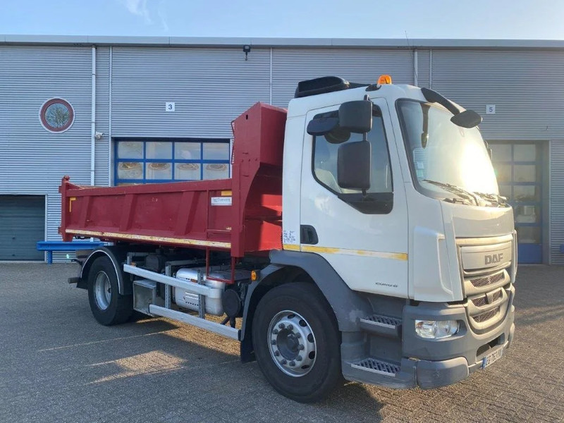DAF LF310 / MAREL TIPPER / TUV:09-08-2024 / ONLY:145335 KM / MANUAL / EURO-6 / 2016 - Sklápěč: obrázek 4 DAF LF310 / MAREL TIPPER / TUV:09-08-2024 / ONLY:145335 KM / MANUAL / EURO-6 / 2016 - Sklápěč: obrázek 4