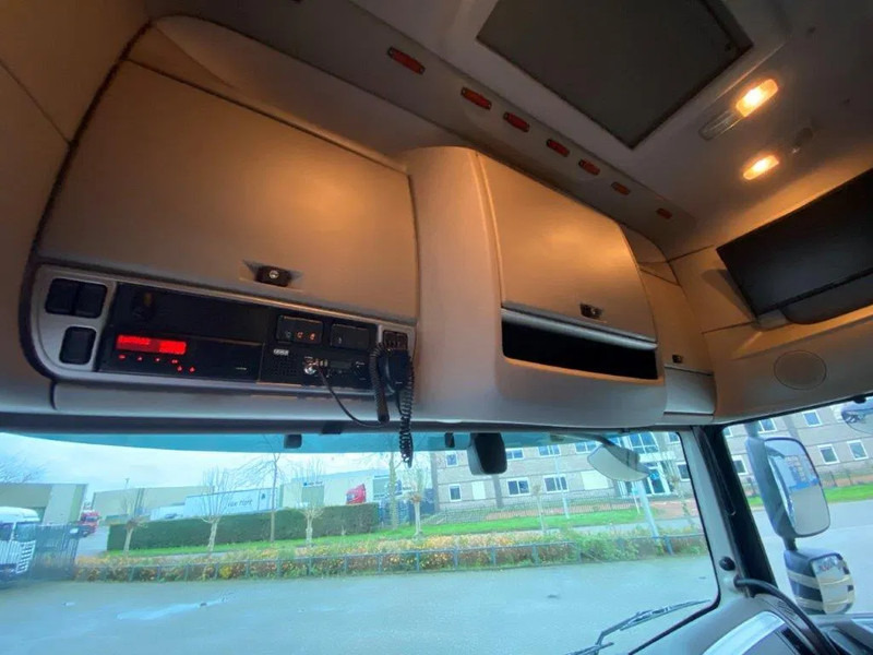 Hákový nosič kontejnerů DAF XF106-530 8X2 / AJK HOOKLIFT 25000KG / 9 TON FRONT AXLE / NAVI / ONLY:612482 KM / SSC / AUTOMATIC / EURO-6 / 2019: obrázek 20