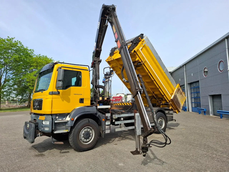 MAN TGM 18.250 / 4X4 / NL TRUCK / TUV:30-04-2026 / 118783 KM / HMF 1110 K2 / ROTATOR / GOOD TYRES / FULL-STEEL / DRUM BRAKES / MANUA - Sklápěč, Auto s hydraulickou rukou: obrázek 1 MAN TGM 18.250 / 4X4 / NL TRUCK / TUV:30-04-2026 / 118783 KM / HMF 1110 K2 / ROTATOR / GOOD TYRES / FULL-STEEL / DRUM BRAKES / MANUA - Sklápěč, Auto s hydraulickou rukou: obrázek 1
