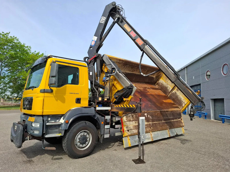 MAN TGM 18.250 / 4X4 / NL TRUCK / TUV:30-04-2026 / 118783 KM / HMF 1110 K2 / ROTATOR / GOOD TYRES / FULL-STEEL / DRUM BRAKES / MANUA - Sklápěč, Auto s hydraulickou rukou: obrázek 2 MAN TGM 18.250 / 4X4 / NL TRUCK / TUV:30-04-2026 / 118783 KM / HMF 1110 K2 / ROTATOR / GOOD TYRES / FULL-STEEL / DRUM BRAKES / MANUA - Sklápěč, Auto s hydraulickou rukou: obrázek 2
