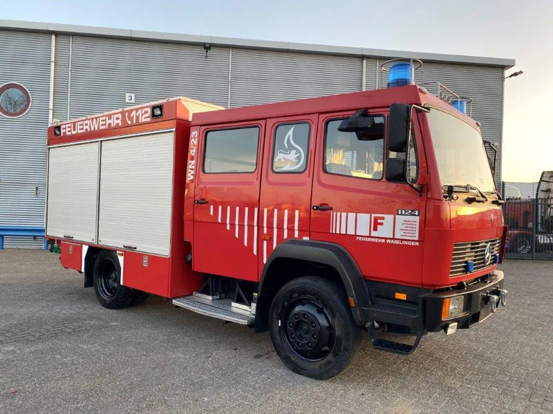Mercedes-Benz 1124 AF / 4X4 / GERMAN TRUCK / WATERTANK 2400 LITER+POMP / GOOD CONDITION / ONLY:25235 KM / MARGE / MANUAL / 1996 - Hasičský vůz: obrázek 2 Mercedes-Benz 1124 AF / 4X4 / GERMAN TRUCK / WATERTANK 2400 LITER+POMP / GOOD CONDITION / ONLY:25235 KM / MARGE / MANUAL / 1996 - Hasičský vůz: obrázek 2