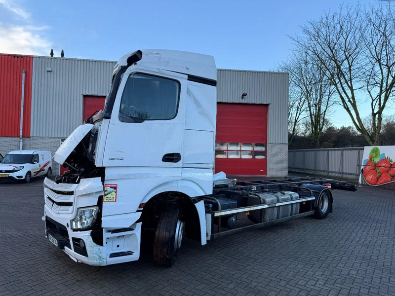 Mercedes-Benz Actros 1845 / ONLY:467007 KM / MIRRORCAM / FULL-AIR / AIRCO / AUTOMATIC / EURO-6 / 2022 - Podvozek s kabinou: obrázek 1 Mercedes-Benz Actros 1845 / ONLY:467007 KM / MIRRORCAM / FULL-AIR / AIRCO / AUTOMATIC / EURO-6 / 2022 - Podvozek s kabinou: obrázek 1