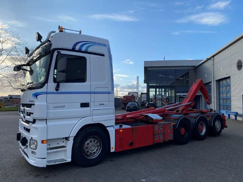 Mercedes-Benz Actros 3260 V8 / 15,9L / 8X4 / BIG AXLE / PALFINGER T26 HOOKLIFT / LIFT+LENKACHSE / FULL-AIR / AIRCO / AUTOMATIC / EURO-5 / 2013 - Hákový nosič kontejnerů: obrázek 2 Mercedes-Benz Actros 3260 V8 / 15,9L / 8X4 / BIG AXLE / PALFINGER T26 HOOKLIFT / LIFT+LENKACHSE / FULL-AIR / AIRCO / AUTOMATIC / EURO-5 / 2013 - Hákový nosič kontejnerů: obrázek 2