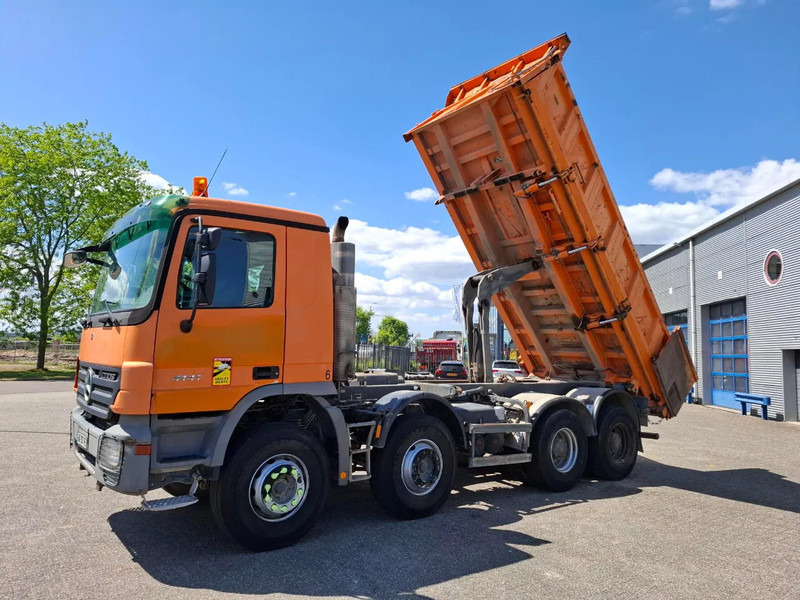 Mercedes-Benz Actros 4141 / 3SIDE MEILLER TIPPER / FULL-STEEL / DRUM BRAKES / ONLY:535937 KM / 2XSTEERING AXLE / AIRCO / AUTOMATIC / EURO-3 / - Sklápěč: obrázek 1 Mercedes-Benz Actros 4141 / 3SIDE MEILLER TIPPER / FULL-STEEL / DRUM BRAKES / ONLY:535937 KM / 2XSTEERING AXLE / AIRCO / AUTOMATIC / EURO-3 / - Sklápěč: obrázek 1